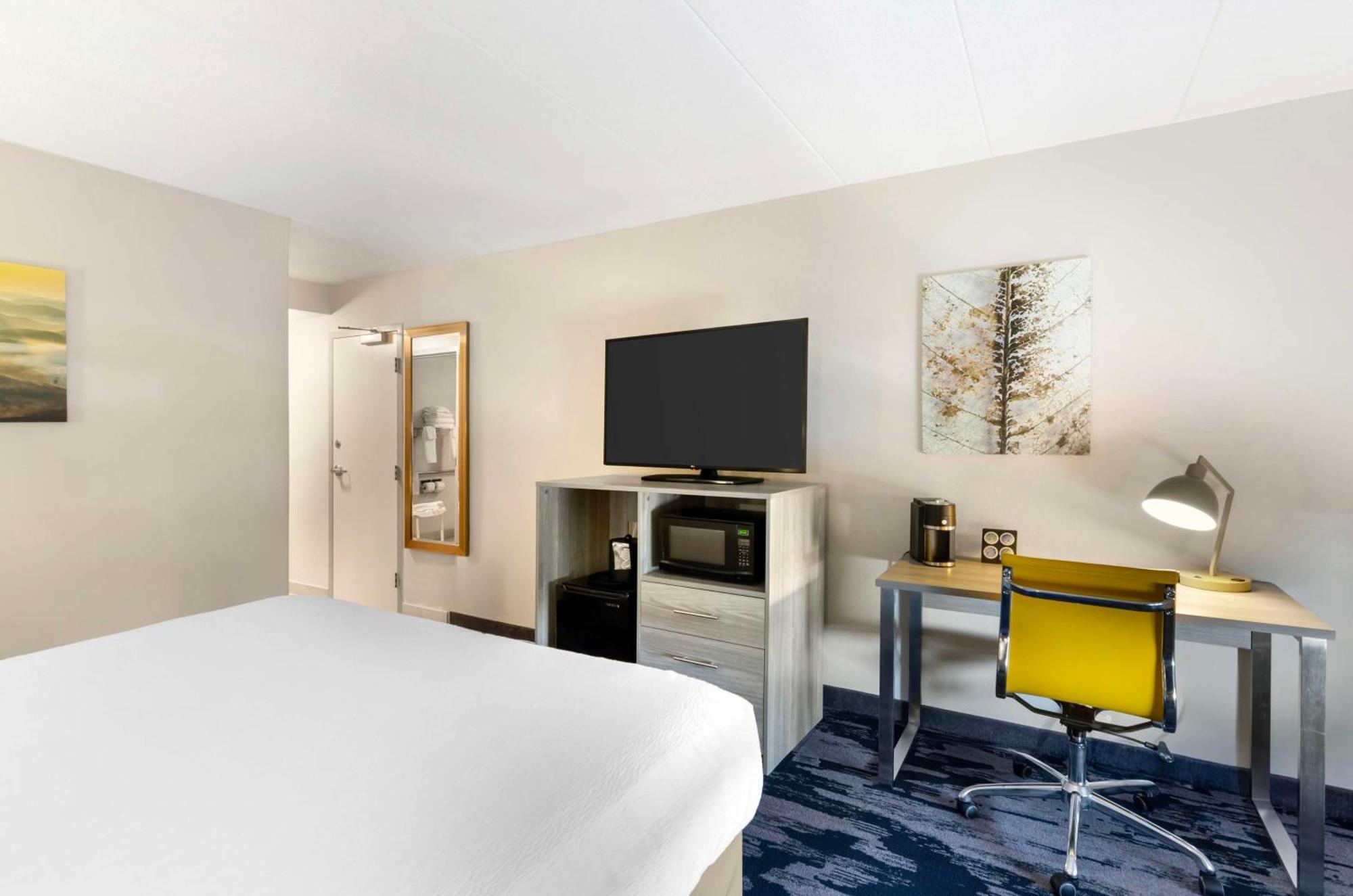Best Western Plus Beckley Inn Ngoại thất bức ảnh